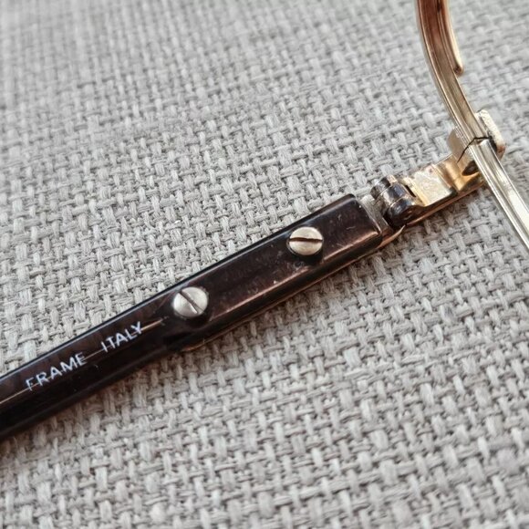 Vintage Luxottica Men Eyeglasses Frame Gold Tone 54[]18 145 Frame Italy - Picture 11 of 12